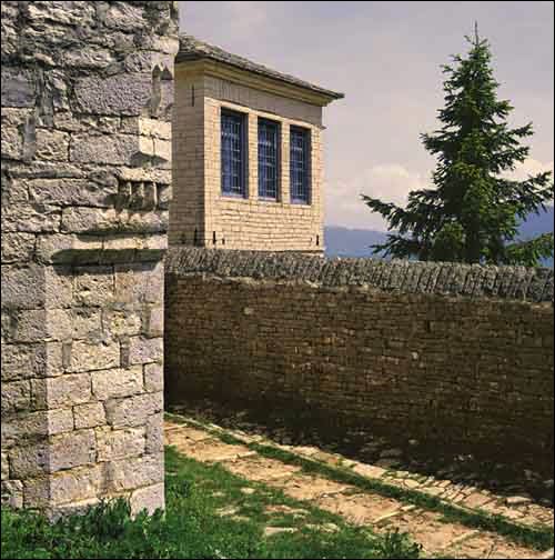 213a00~1.jpg